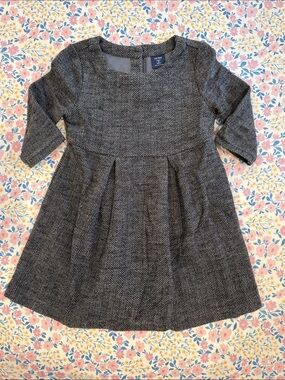 GAP Girls' Gray Herringbone Pleated Dress